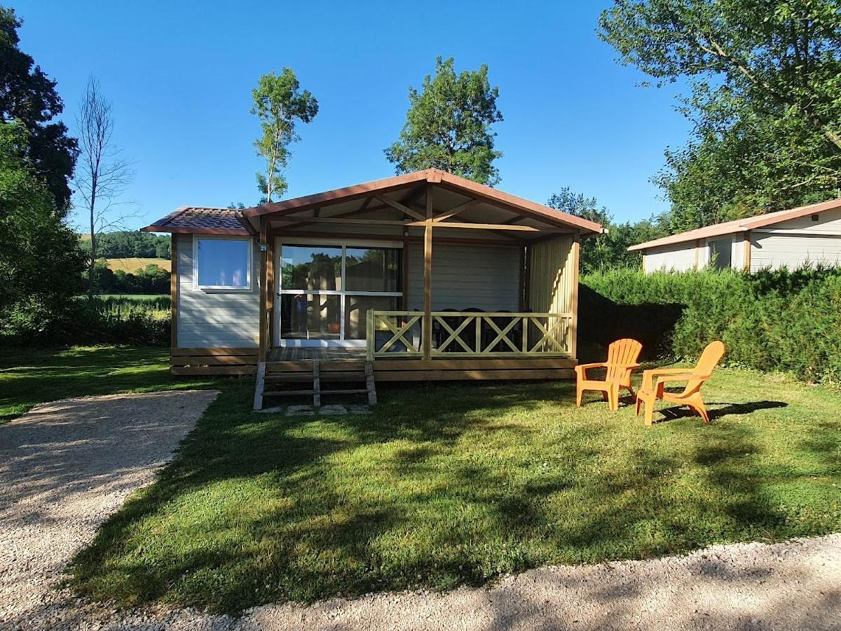 Camping Familial Paisible Avec Piscine, Mobil Home , Chalet, Studio & Emplacement Nue Casties-Labrande Eksteriør billede