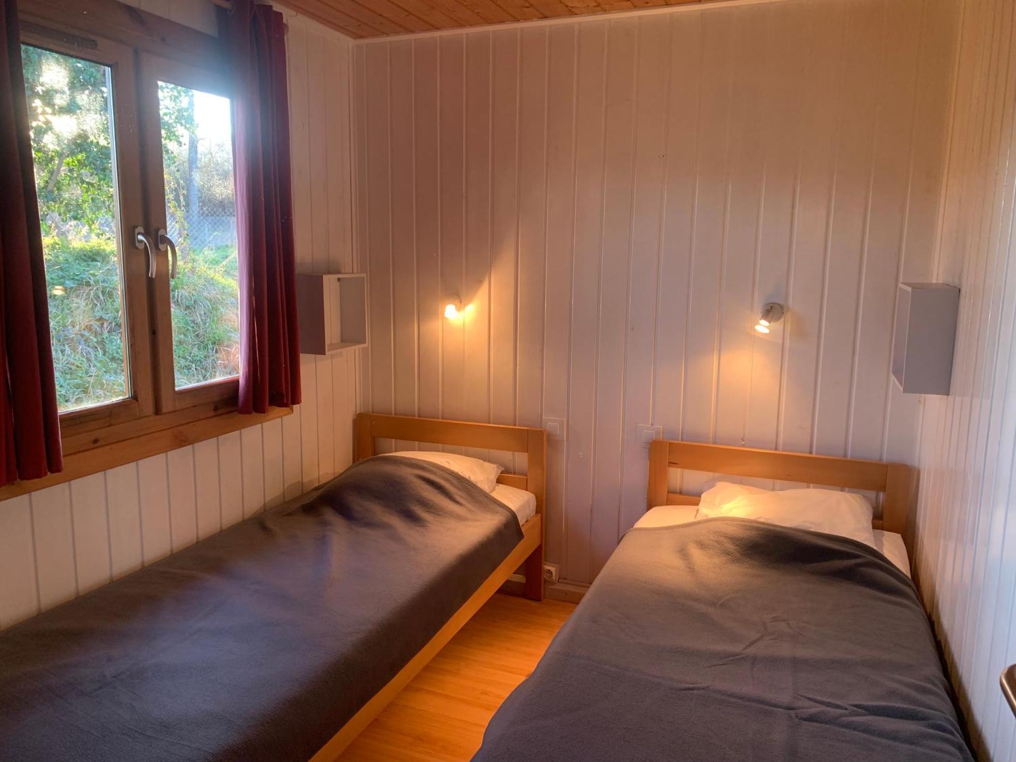 Camping Familial Paisible Avec Piscine, Mobil Home , Chalet, Studio & Emplacement Nue Casties-Labrande Eksteriør billede