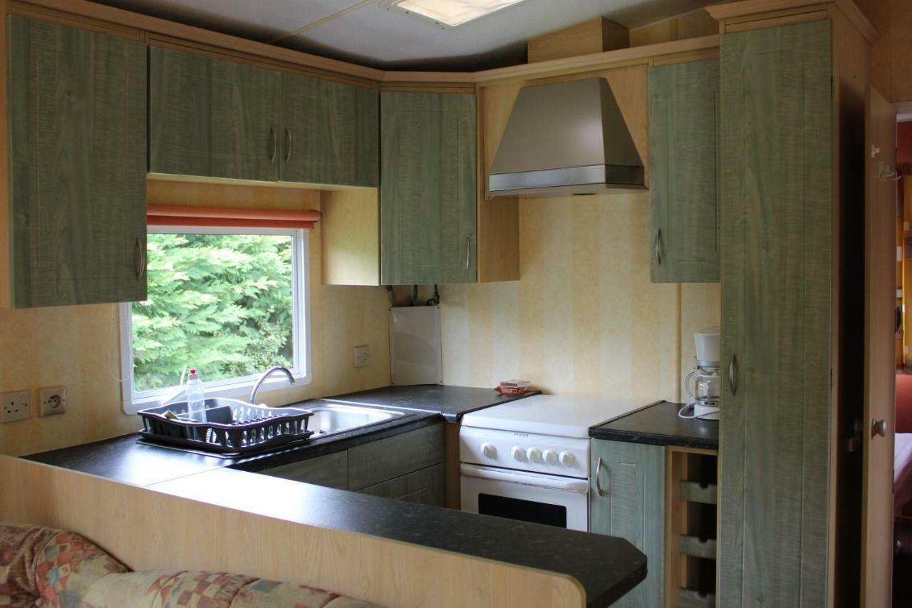 Camping Familial Paisible Avec Piscine, Mobil Home , Chalet, Studio & Emplacement Nue Casties-Labrande Eksteriør billede